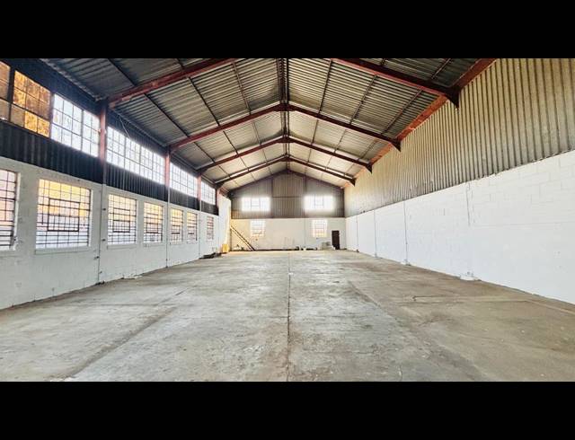 360M² WAREHOUSE TO LET IN ROODEPOORT CENTRAL